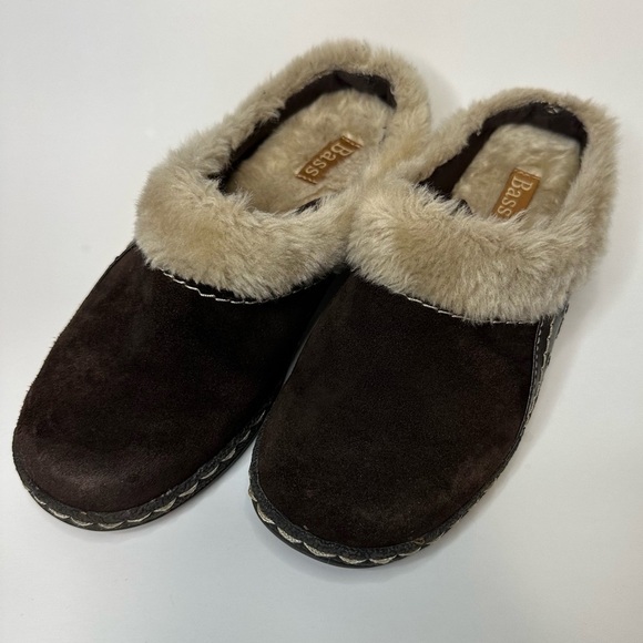 Bass Women's Slipper Leather Clog Style Size 6 M Brown Comfort Rubber Sole - Picture 1 of 13
